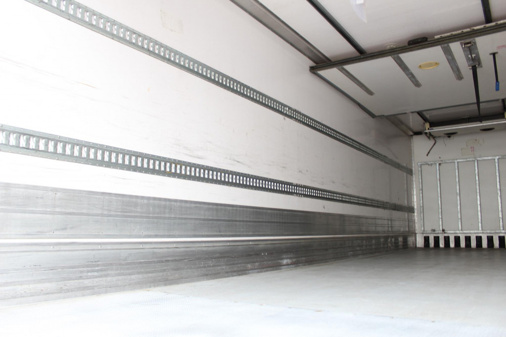Daf LF 310 E6 CS 1050 MT Bi-Temp LBW Strom FRC - Refrigeraattori kuorma-auto: kuva Daf LF 310 E6 CS 1050 MT Bi-Temp LBW Strom FRC - Refrigeraattori kuorma-auto Daf LF 310 E6 CS 1050 MT Bi-Temp LBW Strom FRC - Refrigeraattori kuorma-auto: kuva Daf LF 310 E6 CS 1050 MT Bi-Temp LBW Strom FRC - Refrigeraattori kuorma-auto