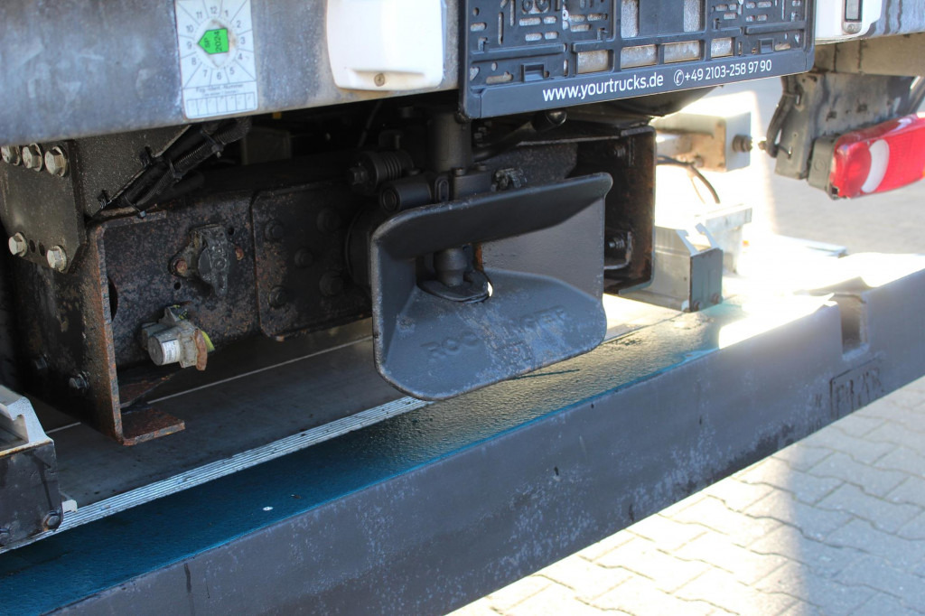 Iveco 180E280 Frigoblock Bi-Temp. LBW Rolltor Strom - Refrigeraattori kuorma-auto: kuva Iveco 180E280 Frigoblock Bi-Temp. LBW Rolltor Strom - Refrigeraattori kuorma-auto Iveco 180E280 Frigoblock Bi-Temp. LBW Rolltor Strom - Refrigeraattori kuorma-auto: kuva Iveco 180E280 Frigoblock Bi-Temp. LBW Rolltor Strom - Refrigeraattori kuorma-auto