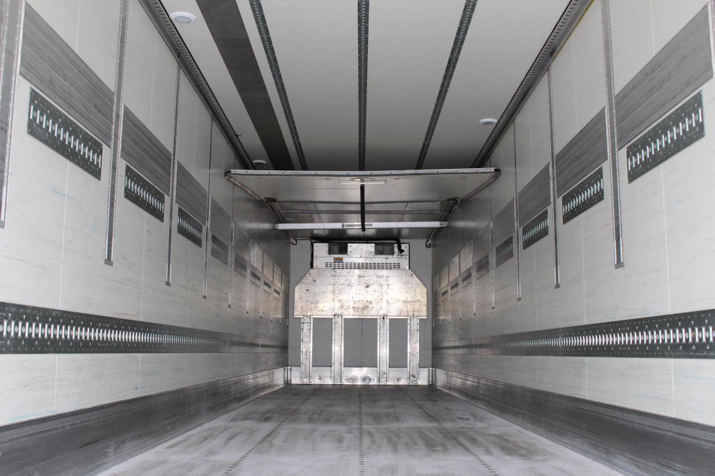 Krone CV 1950 MT Bi-Temp Doppelstock Blumen Aluboden - Refrigeraattori puoliperävaunu: kuva Krone CV 1950 MT Bi-Temp Doppelstock Blumen Aluboden - Refrigeraattori puoliperävaunu Krone CV 1950 MT Bi-Temp Doppelstock Blumen Aluboden - Refrigeraattori puoliperävaunu: kuva Krone CV 1950 MT Bi-Temp Doppelstock Blumen Aluboden - Refrigeraattori puoliperävaunu