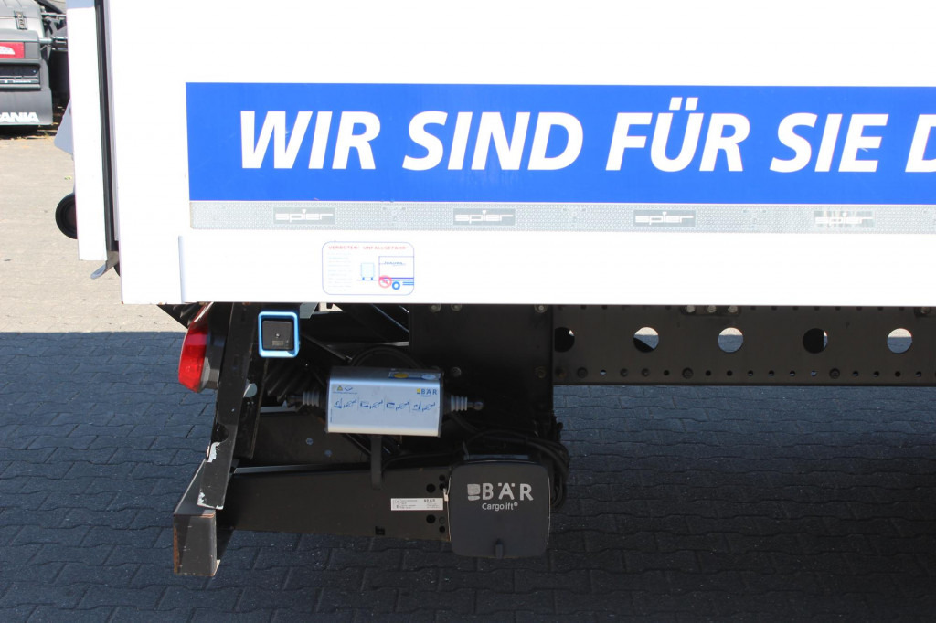 Mercedes-Benz Atego 1221 E6 Koffer Klima LDW Schalter LBW - Kuorma-auto: kuva Mercedes-Benz Atego 1221 E6 Koffer Klima LDW Schalter LBW - Kuorma-auto Mercedes-Benz Atego 1221 E6 Koffer Klima LDW Schalter LBW - Kuorma-auto: kuva Mercedes-Benz Atego 1221 E6 Koffer Klima LDW Schalter LBW - Kuorma-auto