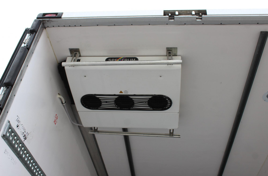 Lamberet TK SLXi Spectrum 2,65h Bi-Multi-Temp. TW LBW - Refrigeraattori puoliperävaunu: kuva Lamberet TK SLXi Spectrum 2,65h Bi-Multi-Temp. TW LBW - Refrigeraattori puoliperävaunu Lamberet TK SLXi Spectrum 2,65h Bi-Multi-Temp. TW LBW - Refrigeraattori puoliperävaunu: kuva Lamberet TK SLXi Spectrum 2,65h Bi-Multi-Temp. TW LBW - Refrigeraattori puoliperävaunu