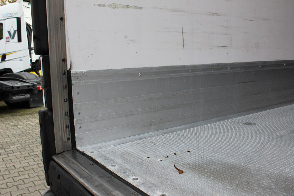 Lamberet TK SLXi Spectrum 2,65h Bi-Multi-Temp. TW LBW - Refrigeraattori puoliperävaunu: kuva Lamberet TK SLXi Spectrum 2,65h Bi-Multi-Temp. TW LBW - Refrigeraattori puoliperävaunu Lamberet TK SLXi Spectrum 2,65h Bi-Multi-Temp. TW LBW - Refrigeraattori puoliperävaunu: kuva Lamberet TK SLXi Spectrum 2,65h Bi-Multi-Temp. TW LBW - Refrigeraattori puoliperävaunu