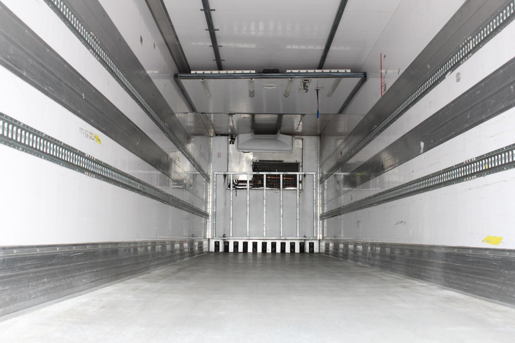 Lamberet TK SLXi Spectrum 2,65h Bi-Temp LBW FRC Aluboden - Refrigeraattori puoliperävaunu: kuva Lamberet TK SLXi Spectrum 2,65h Bi-Temp LBW FRC Aluboden - Refrigeraattori puoliperävaunu Lamberet TK SLXi Spectrum 2,65h Bi-Temp LBW FRC Aluboden - Refrigeraattori puoliperävaunu: kuva Lamberet TK SLXi Spectrum 2,65h Bi-Temp LBW FRC Aluboden - Refrigeraattori puoliperävaunu