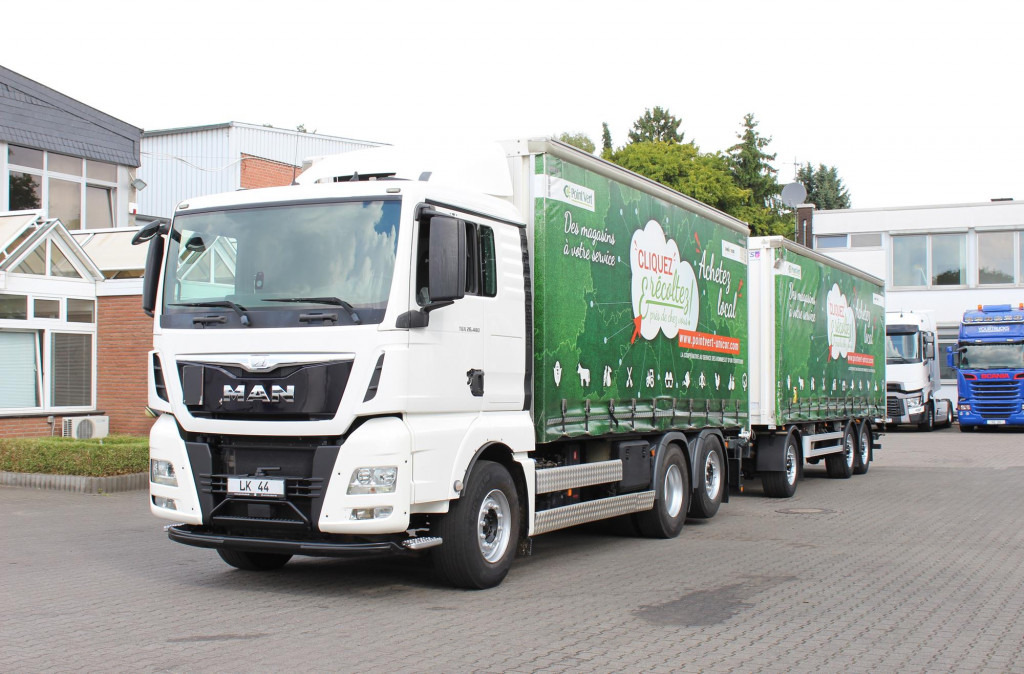 MAN TGX 26.480 Plane Stapleraufnahme Lenkachse Zug! - Pressukapelli kuorma-auto: kuva MAN TGX 26.480 Plane Stapleraufnahme Lenkachse Zug! - Pressukapelli kuorma-auto MAN TGX 26.480 Plane Stapleraufnahme Lenkachse Zug! - Pressukapelli kuorma-auto: kuva MAN TGX 26.480 Plane Stapleraufnahme Lenkachse Zug! - Pressukapelli kuorma-auto