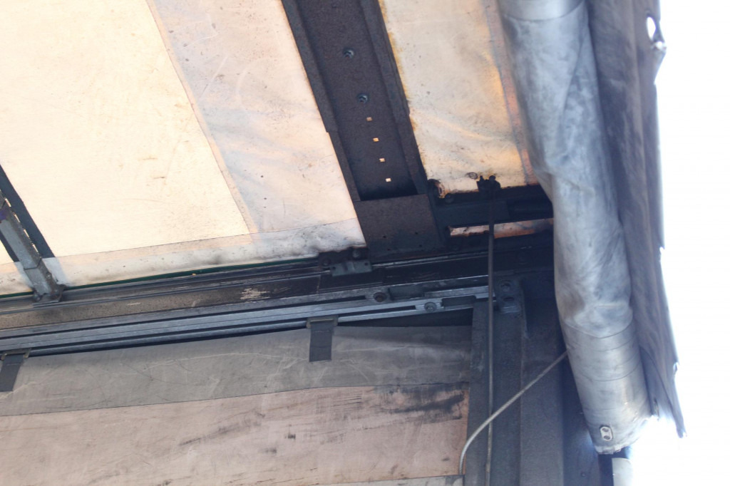 Mercedes-Benz Actros 2545 E6 Plane Retarder LBW ANK Schlafkab - Pressukapelli kuorma-auto: kuva Mercedes-Benz Actros 2545 E6 Plane Retarder LBW ANK Schlafkab - Pressukapelli kuorma-auto Mercedes-Benz Actros 2545 E6 Plane Retarder LBW ANK Schlafkab - Pressukapelli kuorma-auto: kuva Mercedes-Benz Actros 2545 E6 Plane Retarder LBW ANK Schlafkab - Pressukapelli kuorma-auto