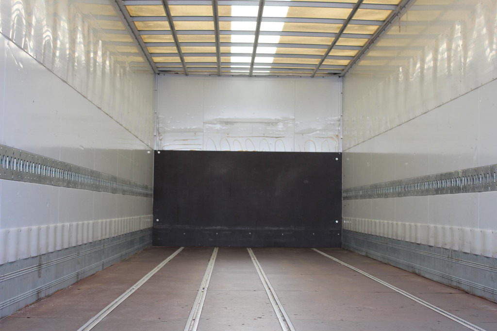 Mercedes-Benz Atego 1321 E6 Koffer Klima Kamera Schalter LBW - Umpikori kuorma-auto: kuva Mercedes-Benz Atego 1321 E6 Koffer Klima Kamera Schalter LBW - Umpikori kuorma-auto Mercedes-Benz Atego 1321 E6 Koffer Klima Kamera Schalter LBW - Umpikori kuorma-auto: kuva Mercedes-Benz Atego 1321 E6 Koffer Klima Kamera Schalter LBW - Umpikori kuorma-auto