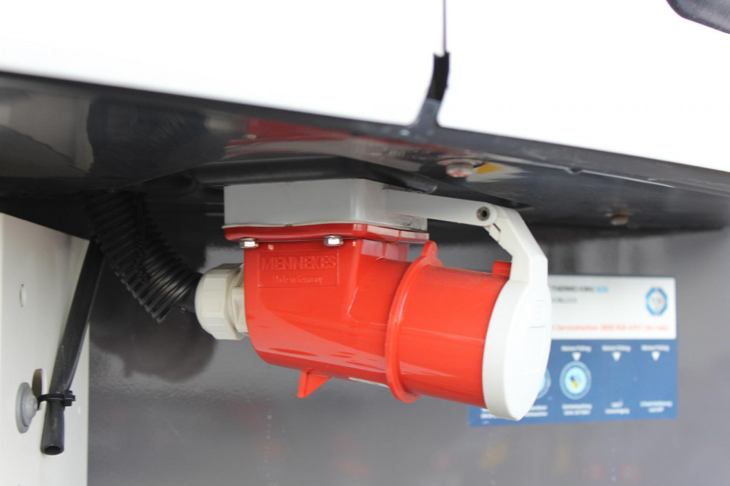 SCHMITZ TK SLXi 300 Rolltor Strom Aluboden RENT MIETE - Refrigeraattori puoliperävaunu: kuva SCHMITZ TK SLXi 300 Rolltor Strom Aluboden RENT MIETE - Refrigeraattori puoliperävaunu SCHMITZ TK SLXi 300 Rolltor Strom Aluboden RENT MIETE - Refrigeraattori puoliperävaunu: kuva SCHMITZ TK SLXi 300 Rolltor Strom Aluboden RENT MIETE - Refrigeraattori puoliperävaunu