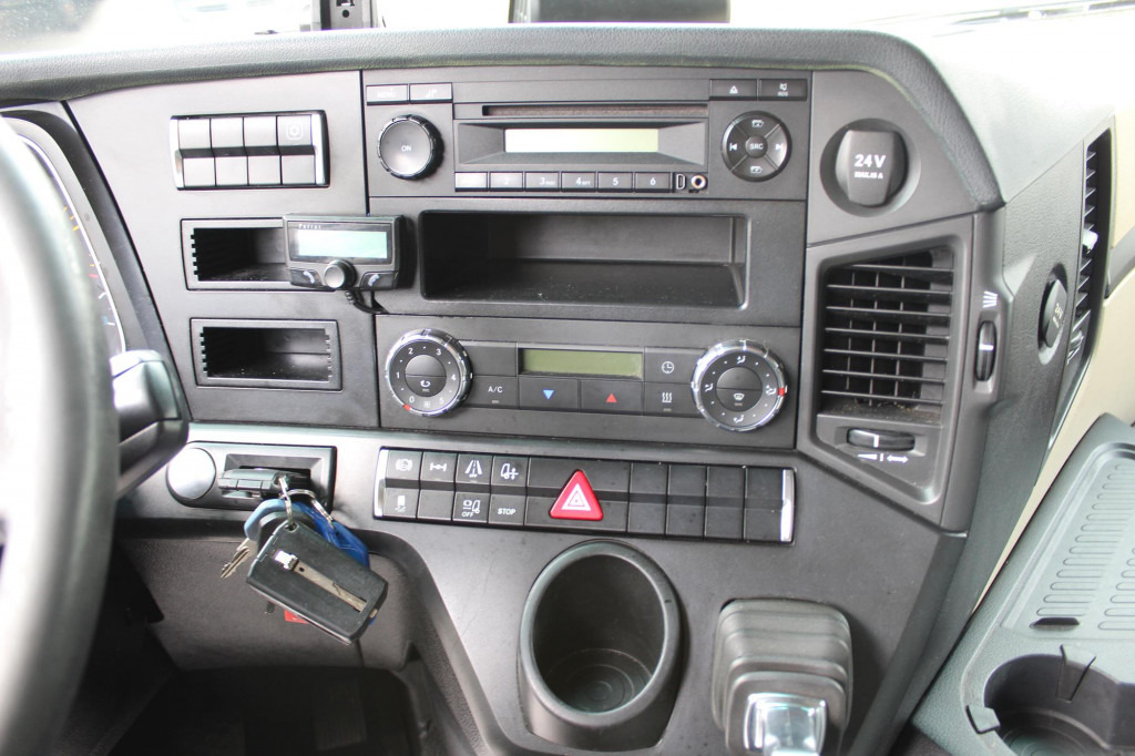 Vetopöytäauto Mercedes-Benz Actros 1843 E6 Kühlbox   ACC   LDW: kuva Vetopöytäauto Mercedes-Benz Actros 1843 E6 Kühlbox   ACC   LDW