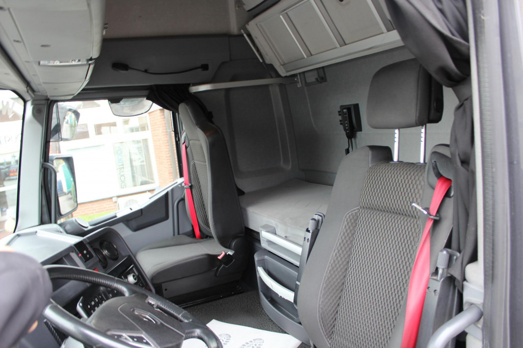 Renault T 480 E6 Alufelgen Retarder Vollspoiler Kühlbox - Vetopöytäauto: kuva Renault T 480 E6 Alufelgen Retarder Vollspoiler Kühlbox - Vetopöytäauto Renault T 480 E6 Alufelgen Retarder Vollspoiler Kühlbox - Vetopöytäauto: kuva Renault T 480 E6 Alufelgen Retarder Vollspoiler Kühlbox - Vetopöytäauto