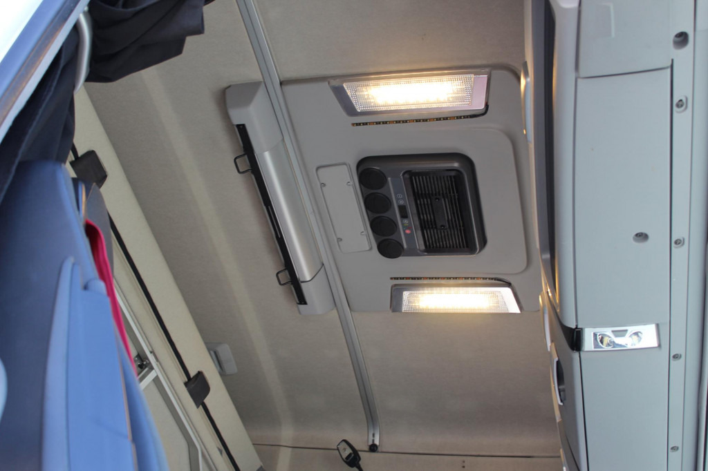Renault T 520 E6 High Sleeper Retarder 2Tank Standklima - Vetopöytäauto: kuva Renault T 520 E6 High Sleeper Retarder 2Tank Standklima - Vetopöytäauto Renault T 520 E6 High Sleeper Retarder 2Tank Standklima - Vetopöytäauto: kuva Renault T 520 E6 High Sleeper Retarder 2Tank Standklima - Vetopöytäauto