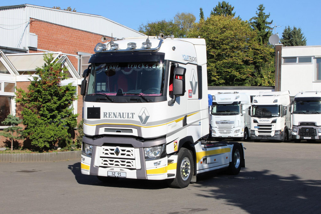 Renault T 520 E6 High Sleeper Retarder 2Tank Standklima - Vetopöytäauto: kuva Renault T 520 E6 High Sleeper Retarder 2Tank Standklima - Vetopöytäauto Renault T 520 E6 High Sleeper Retarder 2Tank Standklima - Vetopöytäauto: kuva Renault T 520 E6 High Sleeper Retarder 2Tank Standklima - Vetopöytäauto