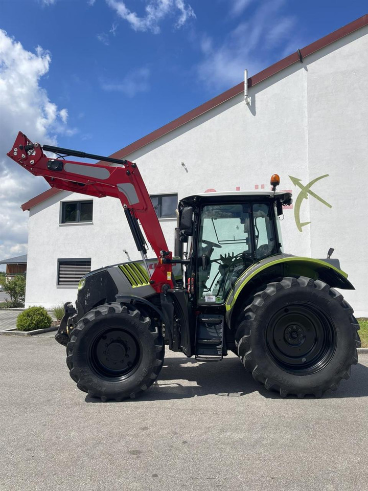 CLAAS Arion 530 CIS Frontlader FKH FZW - Traktori: kuva CLAAS Arion 530 CIS Frontlader FKH FZW - Traktori CLAAS Arion 530 CIS Frontlader FKH FZW - Traktori: kuva CLAAS Arion 530 CIS Frontlader FKH FZW - Traktori