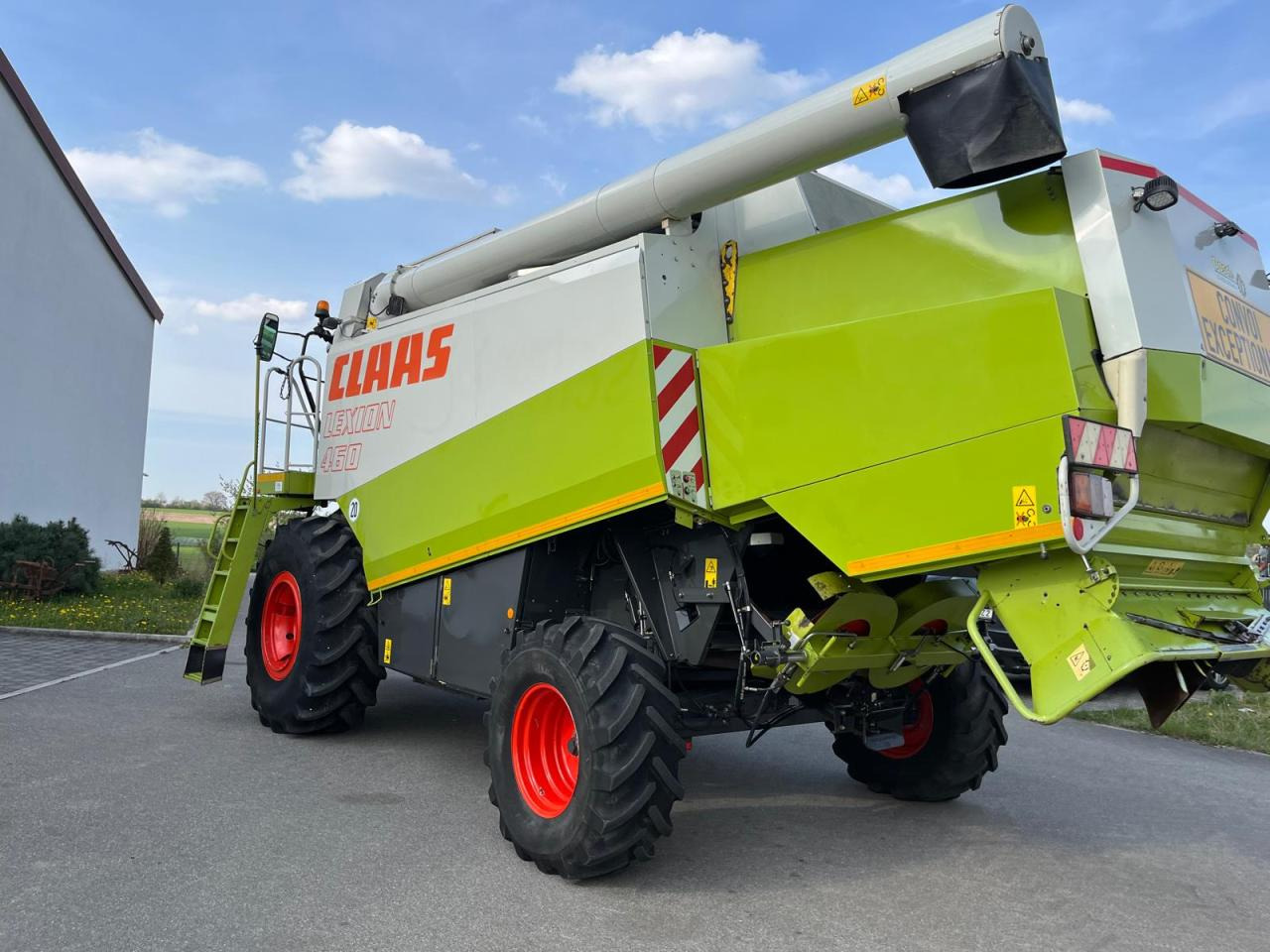 CLAAS Lexion 460 mit Schneidwerk V660, 3D-Kamera, Raps, Bj. 2001 - Leikkuupuimuri: kuva CLAAS Lexion 460 mit Schneidwerk V660, 3D-Kamera, Raps, Bj. 2001 - Leikkuupuimuri CLAAS Lexion 460 mit Schneidwerk V660, 3D-Kamera, Raps, Bj. 2001 - Leikkuupuimuri: kuva CLAAS Lexion 460 mit Schneidwerk V660, 3D-Kamera, Raps, Bj. 2001 - Leikkuupuimuri
