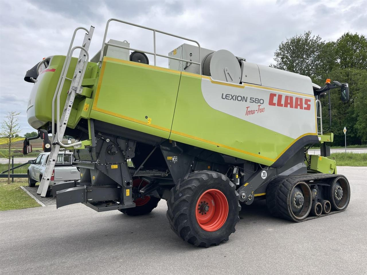 CLAAS Lexion 580 Terra Trac, Bj. 2004 - Leikkuupuimuri: kuva CLAAS Lexion 580 Terra Trac, Bj. 2004 - Leikkuupuimuri CLAAS Lexion 580 Terra Trac, Bj. 2004 - Leikkuupuimuri: kuva CLAAS Lexion 580 Terra Trac, Bj. 2004 - Leikkuupuimuri