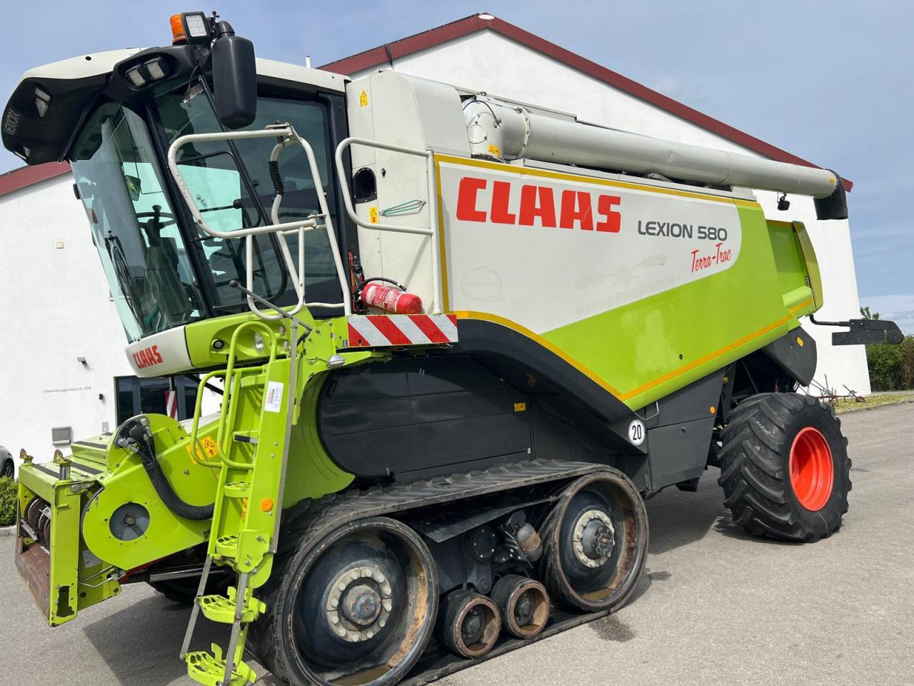 CLAAS Lexion 580 Terra Trac, Bj. 2004 - Leikkuupuimuri: kuva CLAAS Lexion 580 Terra Trac, Bj. 2004 - Leikkuupuimuri CLAAS Lexion 580 Terra Trac, Bj. 2004 - Leikkuupuimuri: kuva CLAAS Lexion 580 Terra Trac, Bj. 2004 - Leikkuupuimuri