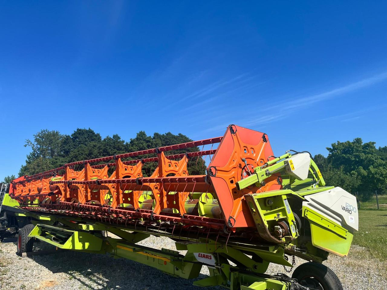 CLAAS Vario 1200 ohne Wagen - Lisävarusteet - silppuri: kuva CLAAS Vario 1200 ohne Wagen - Lisävarusteet - silppuri CLAAS Vario 1200 ohne Wagen - Lisävarusteet - silppuri: kuva CLAAS Vario 1200 ohne Wagen - Lisävarusteet - silppuri