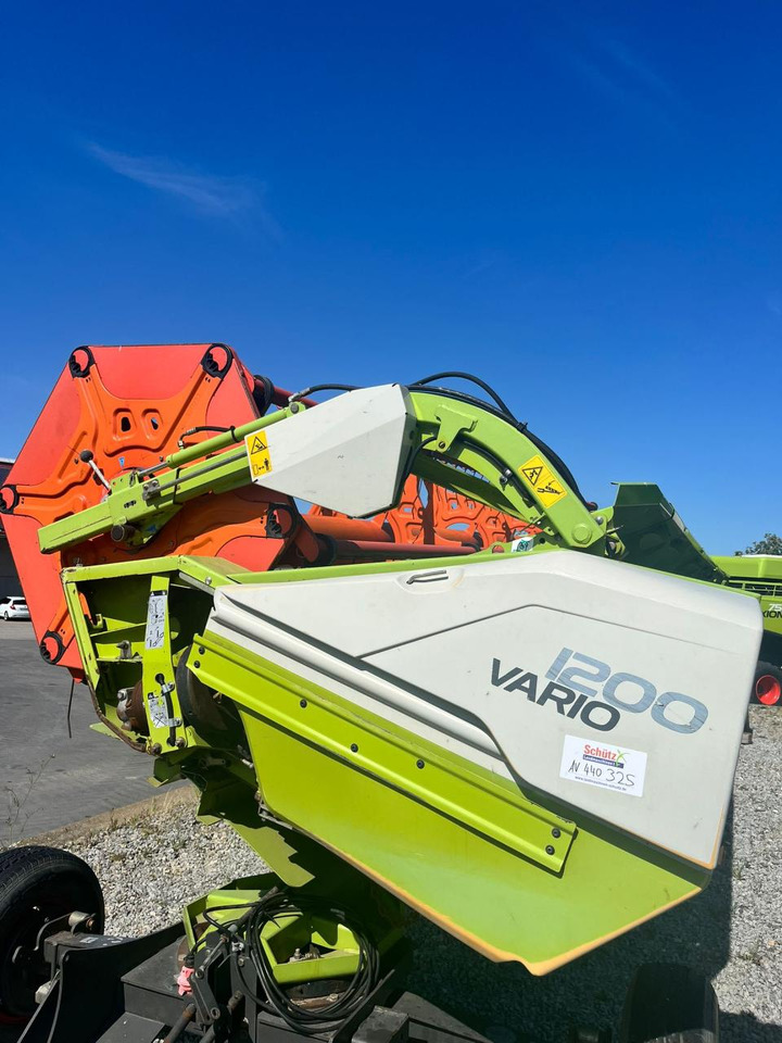 CLAAS Vario 1200 ohne Wagen - Lisävarusteet - silppuri: kuva CLAAS Vario 1200 ohne Wagen - Lisävarusteet - silppuri CLAAS Vario 1200 ohne Wagen - Lisävarusteet - silppuri: kuva CLAAS Vario 1200 ohne Wagen - Lisävarusteet - silppuri
