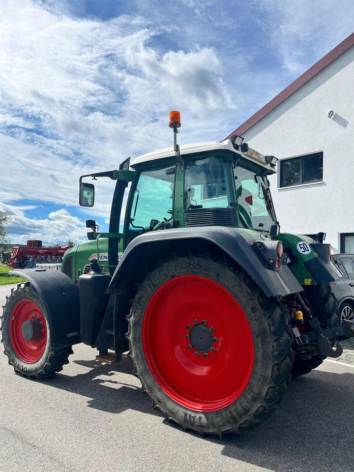 Fendt 820 Vario Com3 mit GPS / neuer Motor / 9647 Bh - Traktori: kuva Fendt 820 Vario Com3 mit GPS / neuer Motor / 9647 Bh - Traktori Fendt 820 Vario Com3 mit GPS / neuer Motor / 9647 Bh - Traktori: kuva Fendt 820 Vario Com3 mit GPS / neuer Motor / 9647 Bh - Traktori