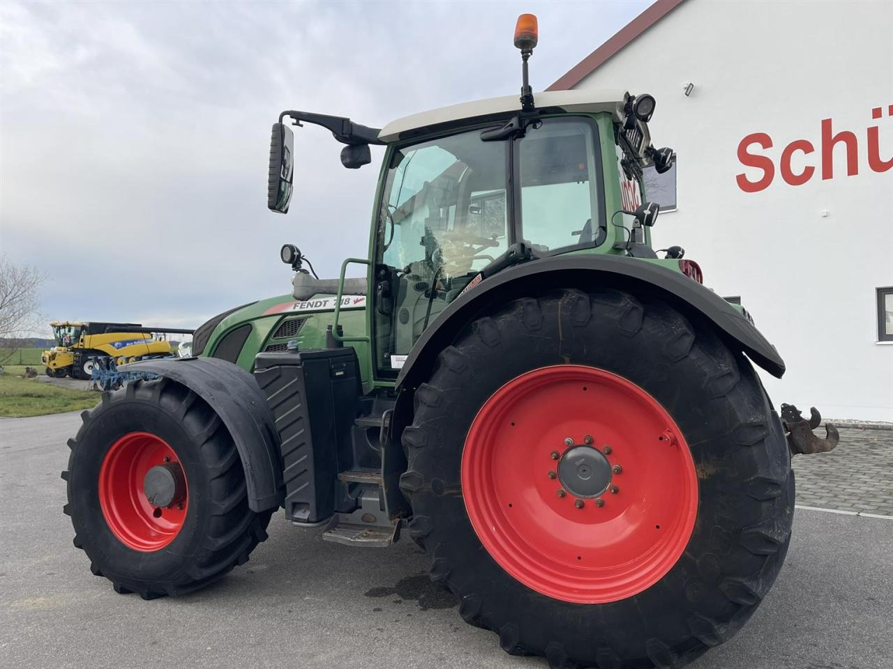 Fendt Fendt 718 Vario SCR mit Lenksystem, SERVICE NEU, 724 720 - Traktori: kuva Fendt Fendt 718 Vario SCR mit Lenksystem, SERVICE NEU, 724 720 - Traktori Fendt Fendt 718 Vario SCR mit Lenksystem, SERVICE NEU, 724 720 - Traktori: kuva Fendt Fendt 718 Vario SCR mit Lenksystem, SERVICE NEU, 724 720 - Traktori