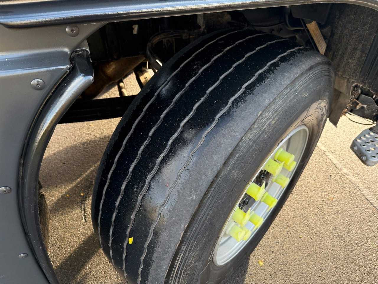 MAN TGS 35.360 8x2 Fahrgestell - Kuorma-auto alusta: kuva MAN TGS 35.360 8x2 Fahrgestell - Kuorma-auto alusta MAN TGS 35.360 8x2 Fahrgestell - Kuorma-auto alusta: kuva MAN TGS 35.360 8x2 Fahrgestell - Kuorma-auto alusta