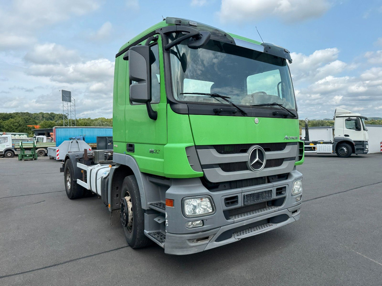 Leasing Mercedes-Benz Actros 1832 MP 3 Kipperfahrgestell + Klima Mercedes-Benz Actros 1832 MP 3 Kipperfahrgestell + Klima: kuva Leasing Mercedes-Benz Actros 1832 MP 3 Kipperfahrgestell + Klima Mercedes-Benz Actros 1832 MP 3 Kipperfahrgestell + Klima Leasing Mercedes-Benz Actros 1832 MP 3 Kipperfahrgestell + Klima Mercedes-Benz Actros 1832 MP 3 Kipperfahrgestell + Klima: kuva Leasing Mercedes-Benz Actros 1832 MP 3 Kipperfahrgestell + Klima Mercedes-Benz Actros 1832 MP 3 Kipperfahrgestell + Klima