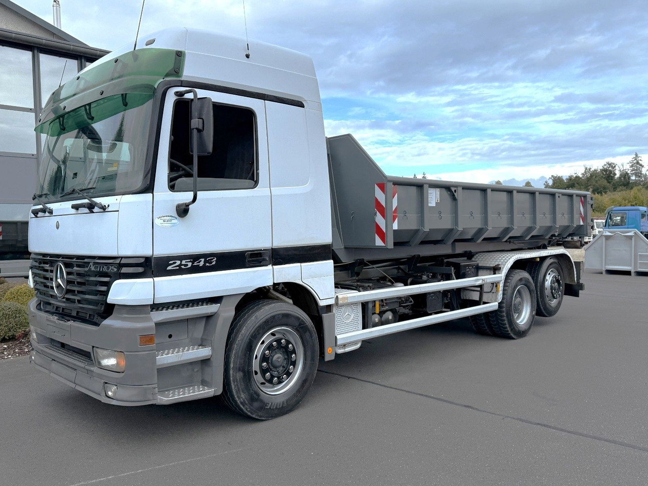 Mercedes-Benz Actros 2543 6x2 Klima + Kupplung - Koukkulava kuorma-auto: kuva Mercedes-Benz Actros 2543 6x2 Klima + Kupplung - Koukkulava kuorma-auto Mercedes-Benz Actros 2543 6x2 Klima + Kupplung - Koukkulava kuorma-auto: kuva Mercedes-Benz Actros 2543 6x2 Klima + Kupplung - Koukkulava kuorma-auto