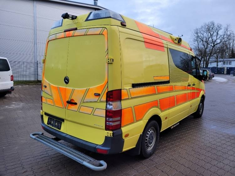 MERCEDES – BENZ SPRINTER 2.2D AMBULANCE (PROFILE) KLIMA 11.2014 EURO 5 - Ambulanssi: kuva MERCEDES – BENZ SPRINTER 2.2D AMBULANCE (PROFILE) KLIMA 11.2014 EURO 5 - Ambulanssi MERCEDES – BENZ SPRINTER 2.2D AMBULANCE (PROFILE) KLIMA 11.2014 EURO 5 - Ambulanssi: kuva MERCEDES – BENZ SPRINTER 2.2D AMBULANCE (PROFILE) KLIMA 11.2014 EURO 5 - Ambulanssi