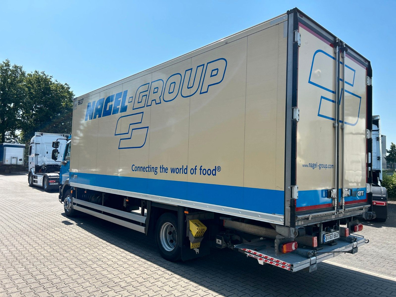 DAF LF 260 FA 16 t, TK T-1200R-50 Monotemp. - Refrigeraattori kuorma-auto: kuva DAF LF 260 FA 16 t, TK T-1200R-50 Monotemp. - Refrigeraattori kuorma-auto DAF LF 260 FA 16 t, TK T-1200R-50 Monotemp. - Refrigeraattori kuorma-auto: kuva DAF LF 260 FA 16 t, TK T-1200R-50 Monotemp. - Refrigeraattori kuorma-auto