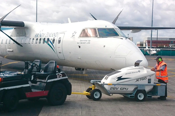 AERO SPECIALTIES diesel-electric hybrid GPU JETGO-600MTI-RJ - Maavirtalaite: kuva AERO SPECIALTIES diesel-electric hybrid GPU JETGO-600MTI-RJ - Maavirtalaite AERO SPECIALTIES diesel-electric hybrid GPU JETGO-600MTI-RJ - Maavirtalaite: kuva AERO SPECIALTIES diesel-electric hybrid GPU JETGO-600MTI-RJ - Maavirtalaite