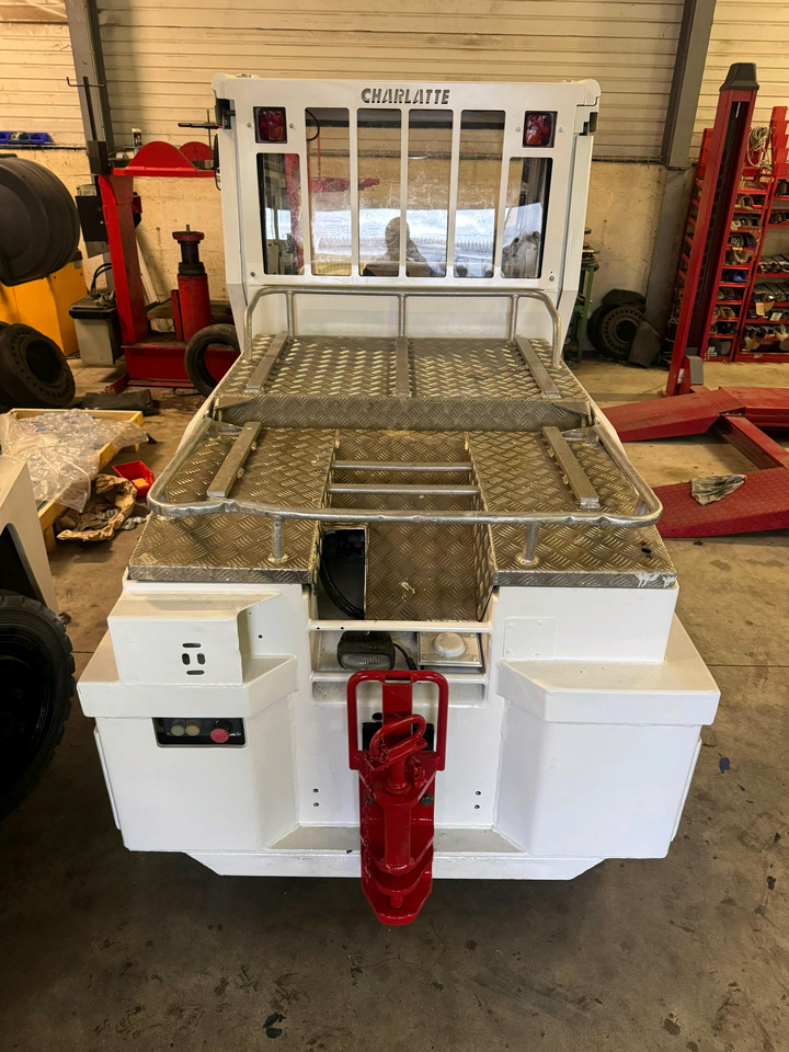 Leasing Charlatte 2012 Charlatte 2012: kuva Leasing Charlatte 2012 Charlatte 2012