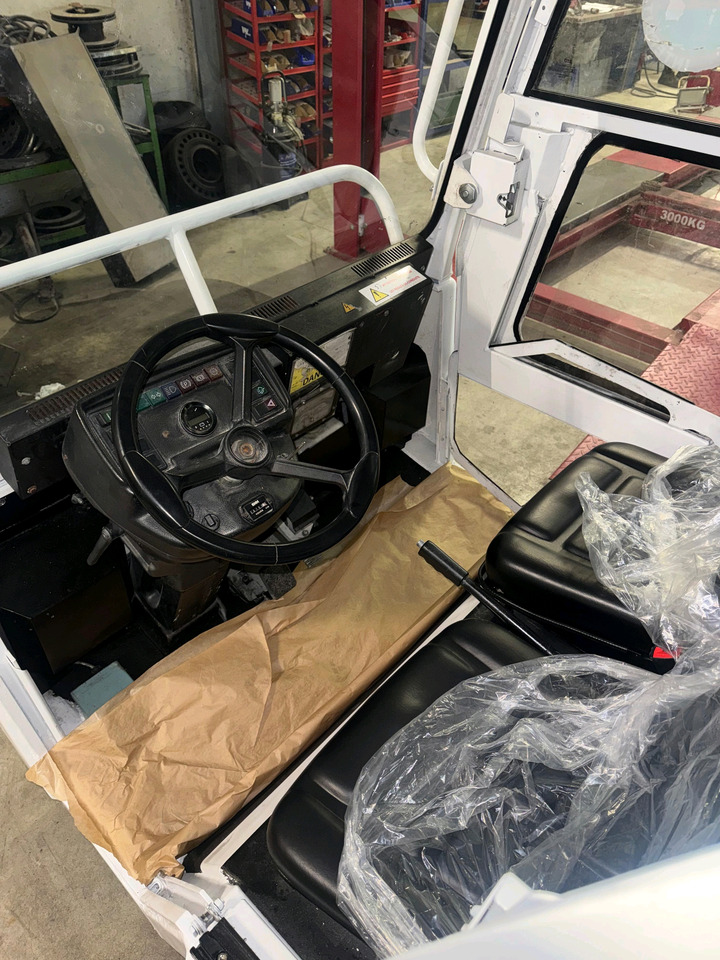 Leasing Charlatte 2012 Charlatte 2012: kuva Leasing Charlatte 2012 Charlatte 2012