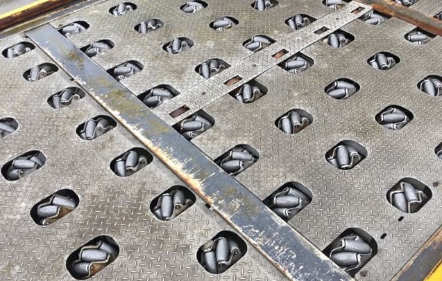 Kontti- ja kuormalavalastaaja FMC Lower Deck Loader Commander 15 Standard: kuva Kontti- ja kuormalavalastaaja FMC Lower Deck Loader Commander 15 Standard Kontti- ja kuormalavalastaaja FMC Lower Deck Loader Commander 15 Standard: kuva Kontti- ja kuormalavalastaaja FMC Lower Deck Loader Commander 15 Standard