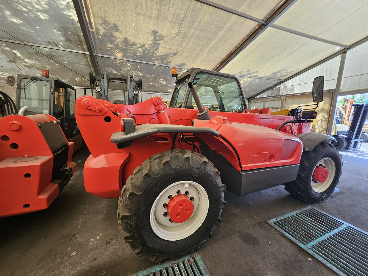 Manitou MVT 1130 LS - Kurottaja: kuva Manitou MVT 1130 LS - Kurottaja Manitou MVT 1130 LS - Kurottaja: kuva Manitou MVT 1130 LS - Kurottaja
