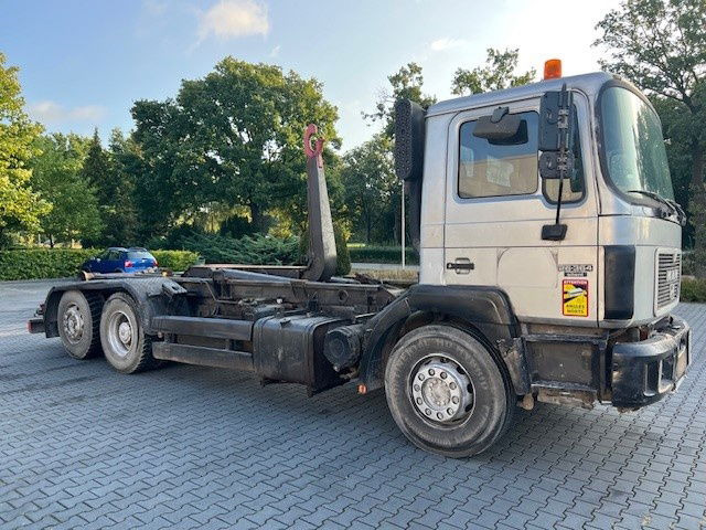 MAN 26.364 6x2 - Kuorma-auto alusta: kuva MAN 26.364 6x2 - Kuorma-auto alusta MAN 26.364 6x2 - Kuorma-auto alusta: kuva MAN 26.364 6x2 - Kuorma-auto alusta