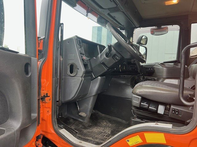 Scania P340 6x2 - Lava-kuorma-auto: kuva Scania P340 6x2 - Lava-kuorma-auto Scania P340 6x2 - Lava-kuorma-auto: kuva Scania P340 6x2 - Lava-kuorma-auto