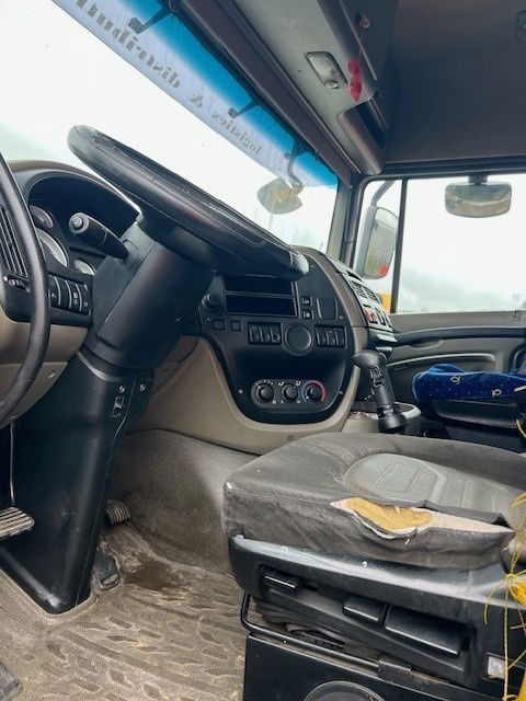 DAF XF 105.460 FT105.460 XF Manuel , Engine Problem - Vetopöytäauto: kuva DAF XF 105.460 FT105.460 XF Manuel , Engine Problem - Vetopöytäauto DAF XF 105.460 FT105.460 XF Manuel , Engine Problem - Vetopöytäauto: kuva DAF XF 105.460 FT105.460 XF Manuel , Engine Problem - Vetopöytäauto