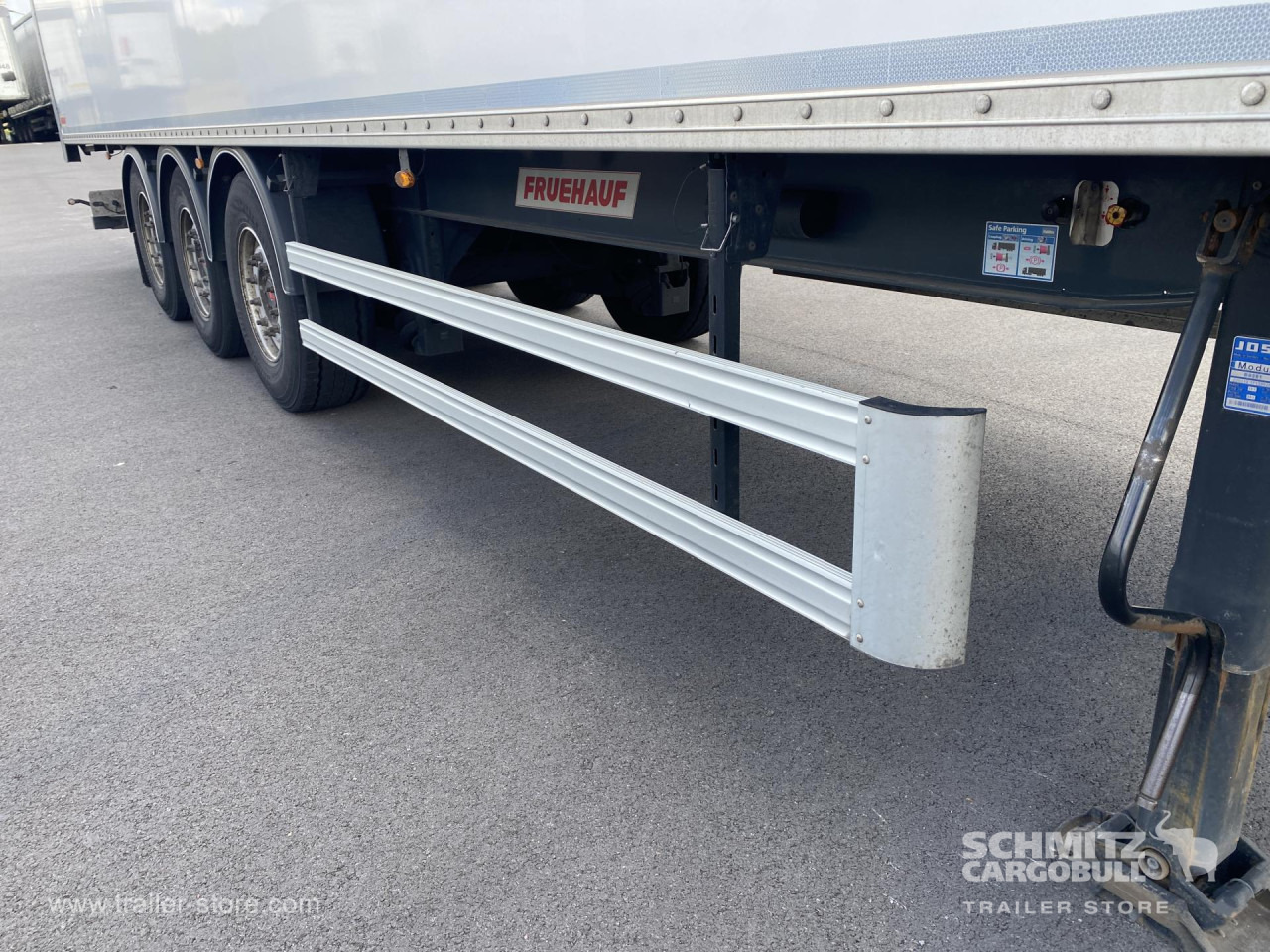 FRUEHAUF Dryfreight Standard - Umpikori puoliperävaunu: kuva FRUEHAUF Dryfreight Standard - Umpikori puoliperävaunu FRUEHAUF Dryfreight Standard - Umpikori puoliperävaunu: kuva FRUEHAUF Dryfreight Standard - Umpikori puoliperävaunu
