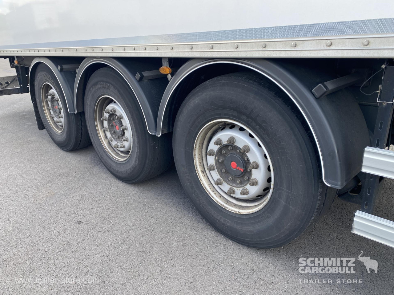 FRUEHAUF Dryfreight Standard - Umpikori puoliperävaunu: kuva FRUEHAUF Dryfreight Standard - Umpikori puoliperävaunu FRUEHAUF Dryfreight Standard - Umpikori puoliperävaunu: kuva FRUEHAUF Dryfreight Standard - Umpikori puoliperävaunu