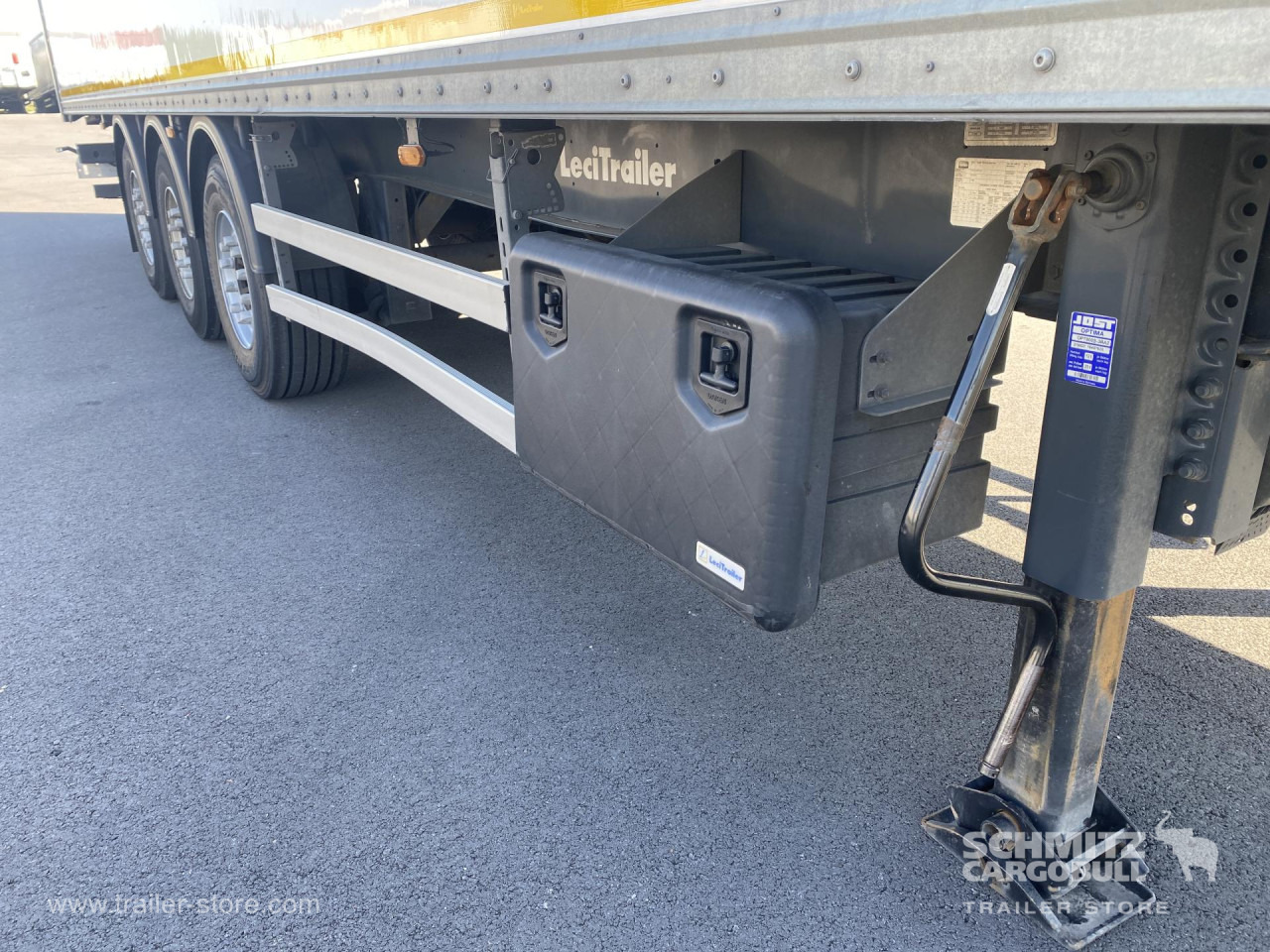 LECI TRAILER Dryfreight Standard Roller shutter door - Umpikori puoliperävaunu: kuva LECI TRAILER Dryfreight Standard Roller shutter door - Umpikori puoliperävaunu LECI TRAILER Dryfreight Standard Roller shutter door - Umpikori puoliperävaunu: kuva LECI TRAILER Dryfreight Standard Roller shutter door - Umpikori puoliperävaunu