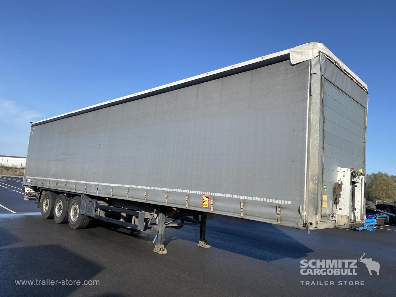 Pressukapellipuoliperävaunu SCHMITZ Curtainsider Standard Taillift: kuva Pressukapellipuoliperävaunu SCHMITZ Curtainsider Standard Taillift Pressukapellipuoliperävaunu SCHMITZ Curtainsider Standard Taillift: kuva Pressukapellipuoliperävaunu SCHMITZ Curtainsider Standard Taillift