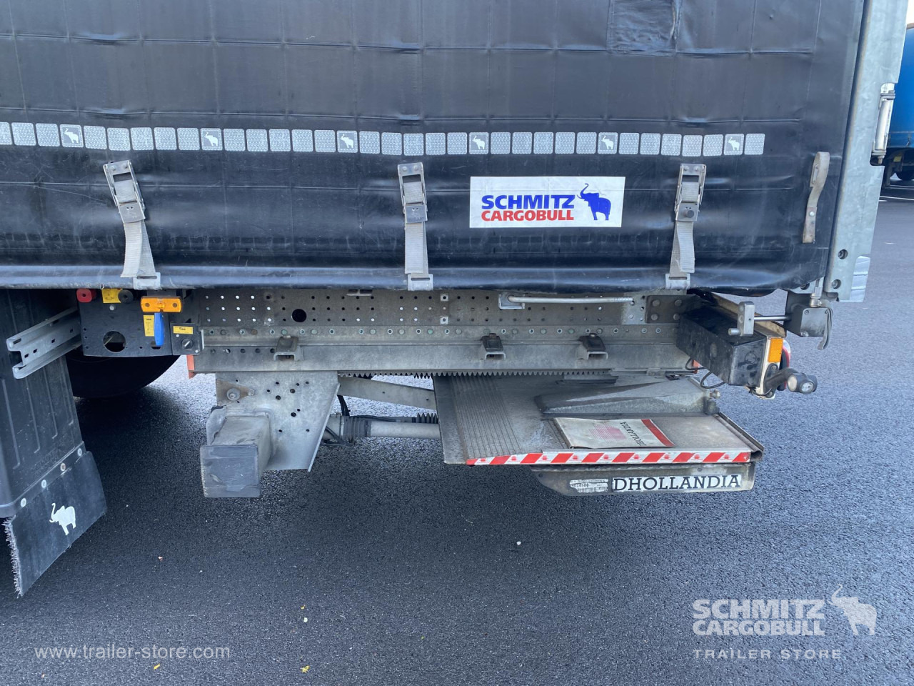 SCHMITZ Curtainsider Standard Taillift - Pressukapellipuoliperävaunu: kuva SCHMITZ Curtainsider Standard Taillift - Pressukapellipuoliperävaunu SCHMITZ Curtainsider Standard Taillift - Pressukapellipuoliperävaunu: kuva SCHMITZ Curtainsider Standard Taillift - Pressukapellipuoliperävaunu