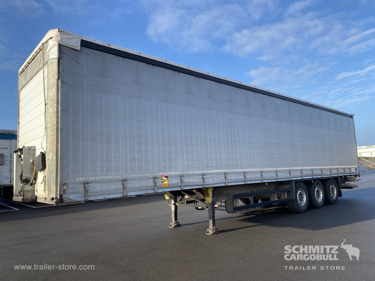 SCHMITZ Curtainsider Standard Taillift - Pressukapellipuoliperävaunu: kuva SCHMITZ Curtainsider Standard Taillift - Pressukapellipuoliperävaunu SCHMITZ Curtainsider Standard Taillift - Pressukapellipuoliperävaunu: kuva SCHMITZ Curtainsider Standard Taillift - Pressukapellipuoliperävaunu