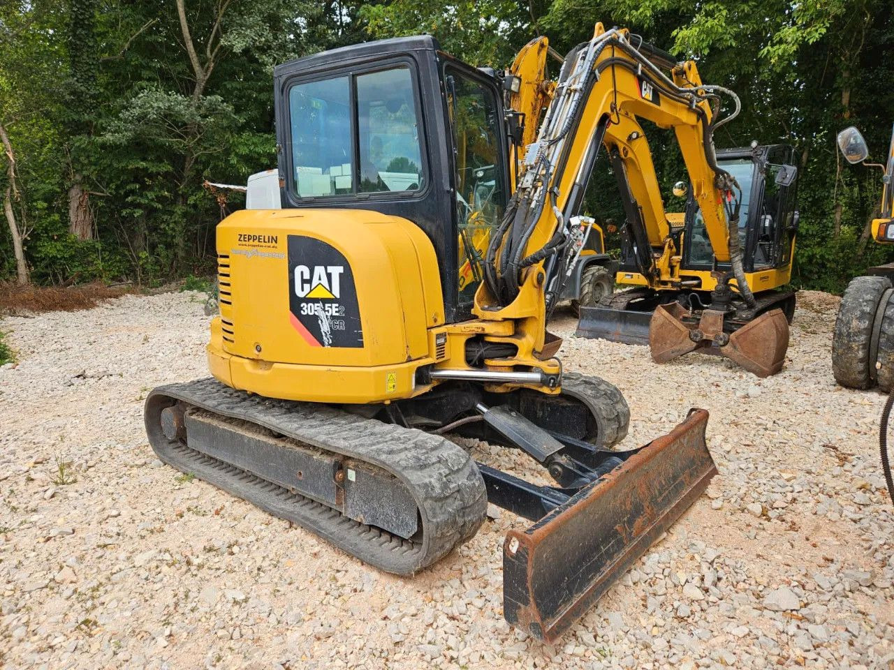 CAT 305 5E2 - Minikuormaaja: kuva CAT 305 5E2 - Minikuormaaja CAT 305 5E2 - Minikuormaaja: kuva CAT 305 5E2 - Minikuormaaja