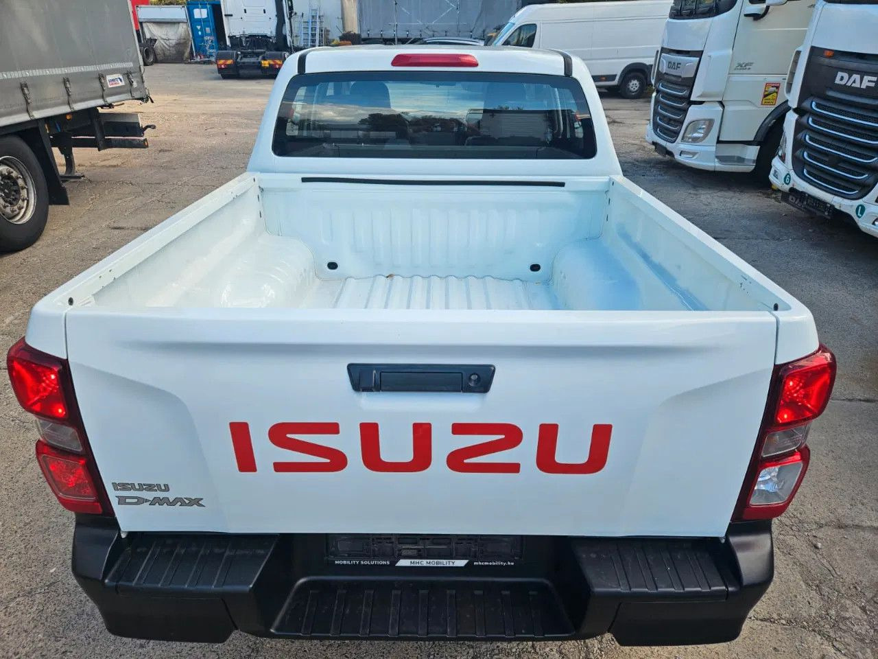 Isuzu D-Max 2H, 4H, 4L - Maasturi/ Katumaasturi: kuva Isuzu D-Max 2H, 4H, 4L - Maasturi/ Katumaasturi Isuzu D-Max 2H, 4H, 4L - Maasturi/ Katumaasturi: kuva Isuzu D-Max 2H, 4H, 4L - Maasturi/ Katumaasturi
