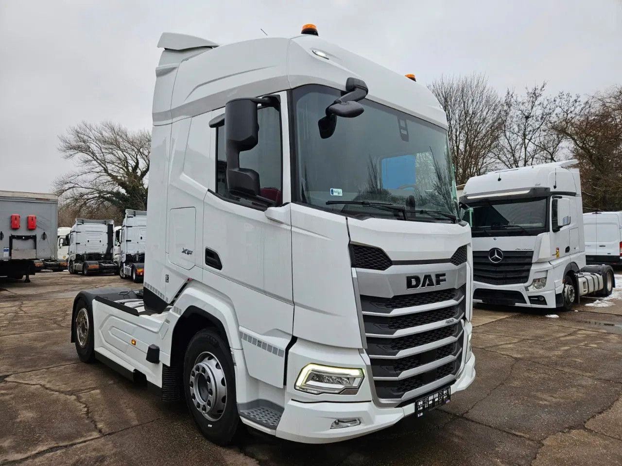 DAF XF 480 Brand NEW! Full Spoiler, Reversing Camera - Vetopöytäauto: kuva DAF XF 480 Brand NEW! Full Spoiler, Reversing Camera - Vetopöytäauto DAF XF 480 Brand NEW! Full Spoiler, Reversing Camera - Vetopöytäauto: kuva DAF XF 480 Brand NEW! Full Spoiler, Reversing Camera - Vetopöytäauto