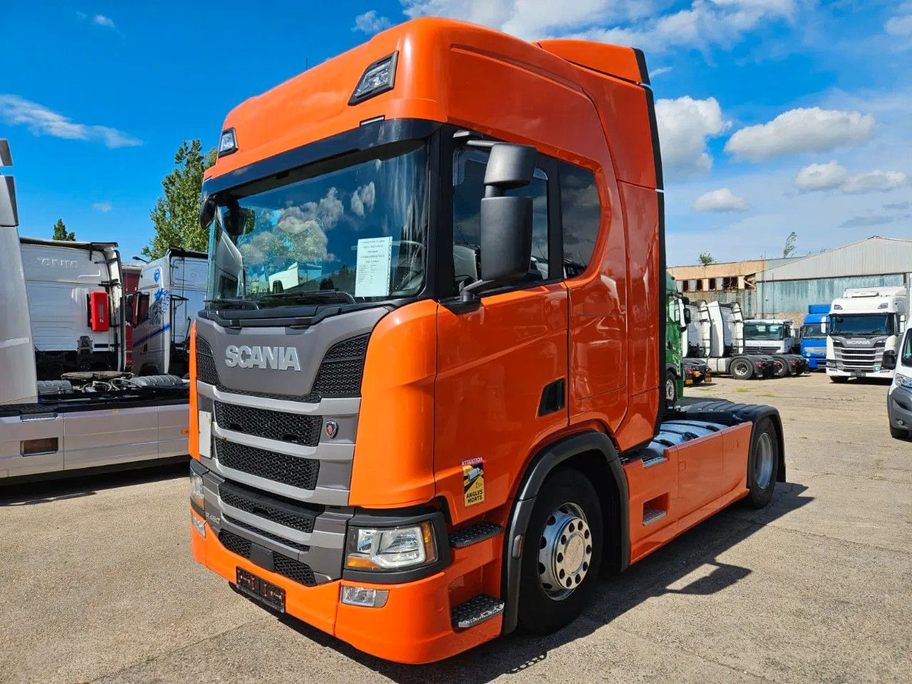 Scania R450 PTO, Standklima, Navi, New Smart2 tachograp - Vetopöytäauto: kuva Scania R450 PTO, Standklima, Navi, New Smart2 tachograp - Vetopöytäauto Scania R450 PTO, Standklima, Navi, New Smart2 tachograp - Vetopöytäauto: kuva Scania R450 PTO, Standklima, Navi, New Smart2 tachograp - Vetopöytäauto
