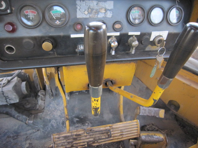 KOMATSU D355 C3 pipelayer - Putkenlaskukoneet: kuva KOMATSU D355 C3 pipelayer - Putkenlaskukoneet KOMATSU D355 C3 pipelayer - Putkenlaskukoneet: kuva KOMATSU D355 C3 pipelayer - Putkenlaskukoneet
