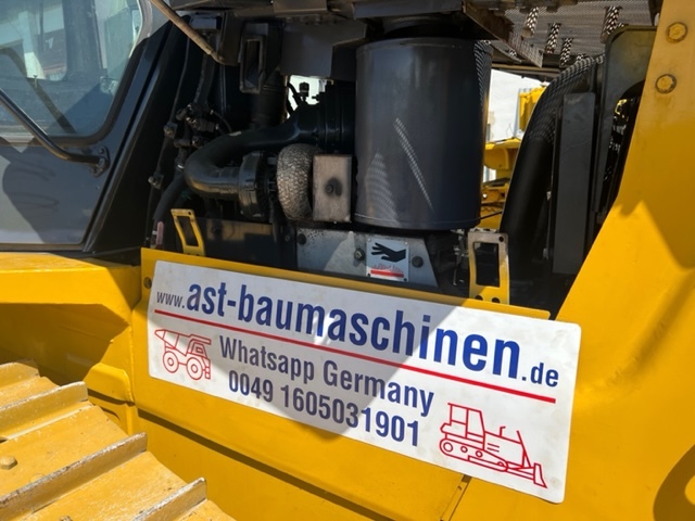 KOMATSU D65EX12 mit Ripperventil - Puskutraktori: kuva KOMATSU D65EX12 mit Ripperventil - Puskutraktori KOMATSU D65EX12 mit Ripperventil - Puskutraktori: kuva KOMATSU D65EX12 mit Ripperventil - Puskutraktori