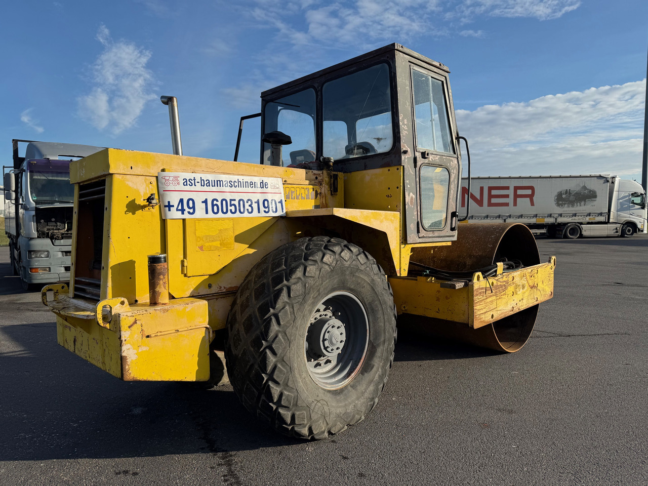 Vibromax W 1102 - Jyrä: kuva Vibromax W 1102 - Jyrä Vibromax W 1102 - Jyrä: kuva Vibromax W 1102 - Jyrä