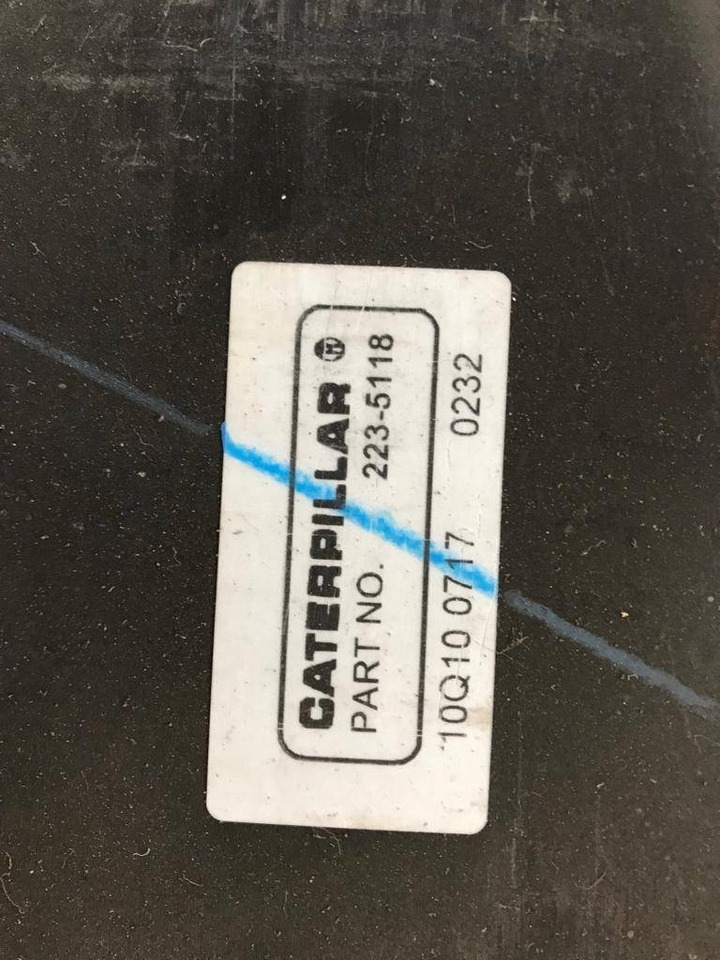 CAT 223-5118 - Jäähdytin - Rakennuskoneet: kuva CAT 223-5118 - Jäähdytin - Rakennuskoneet CAT 223-5118 - Jäähdytin - Rakennuskoneet: kuva CAT 223-5118 - Jäähdytin - Rakennuskoneet